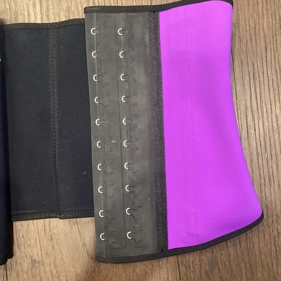 Angel Curves Waist trainer - Picture 6 of 7
